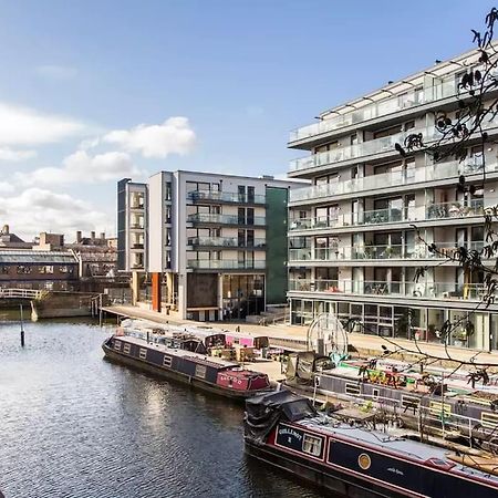 Canal-Side Apartment In Shoreditch Londra Esterno foto